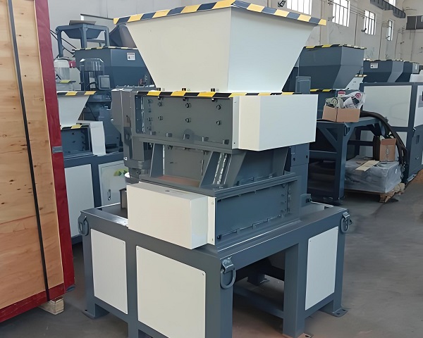 Single Shaft Shredder for Sale