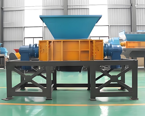 Industrial waste shredder