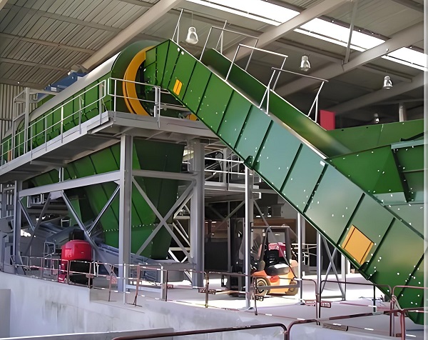Municipal solid waste screening equipment