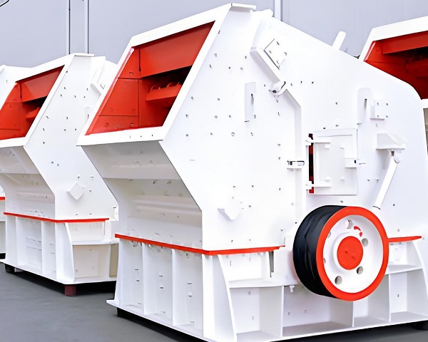 Features and advantages of impact crusher