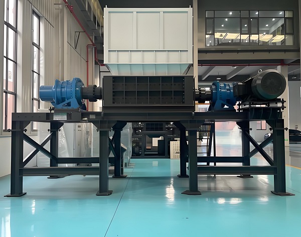 Four Shaft Fhredder